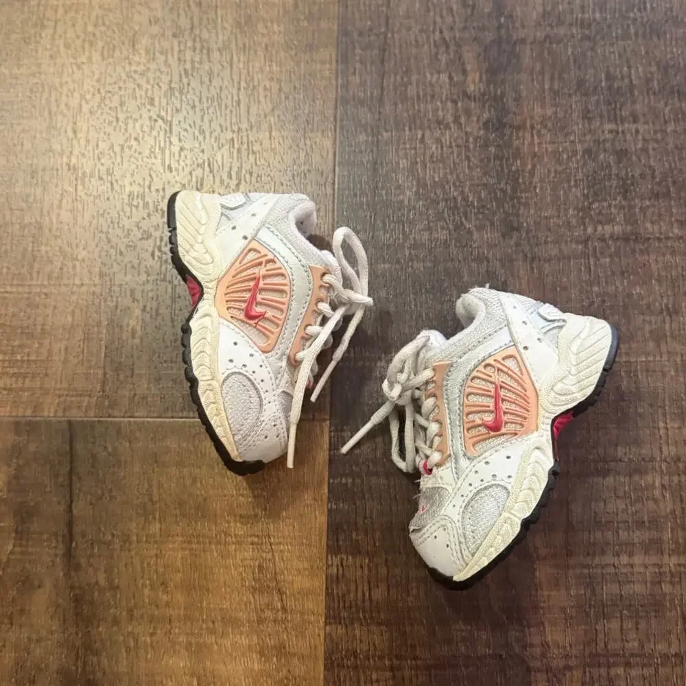 Nike Baby Sneakers Pink Gray Toddler Size 2.5C Athletic Shoes